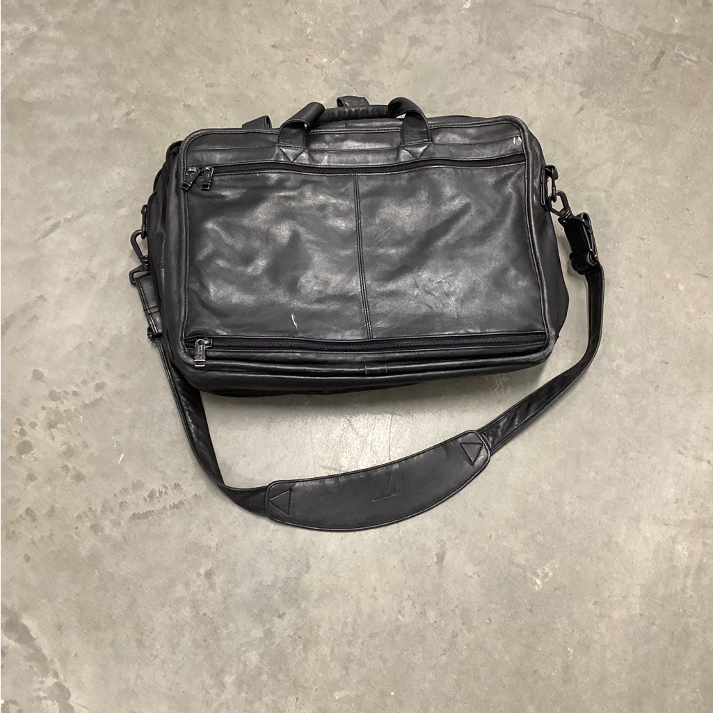 Tumi Black Leather Laptop Briefcase With Detachable Shoulder Strap